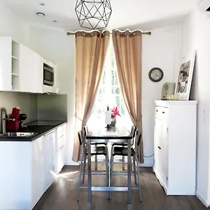 La Petite Maison 3* Grenoble