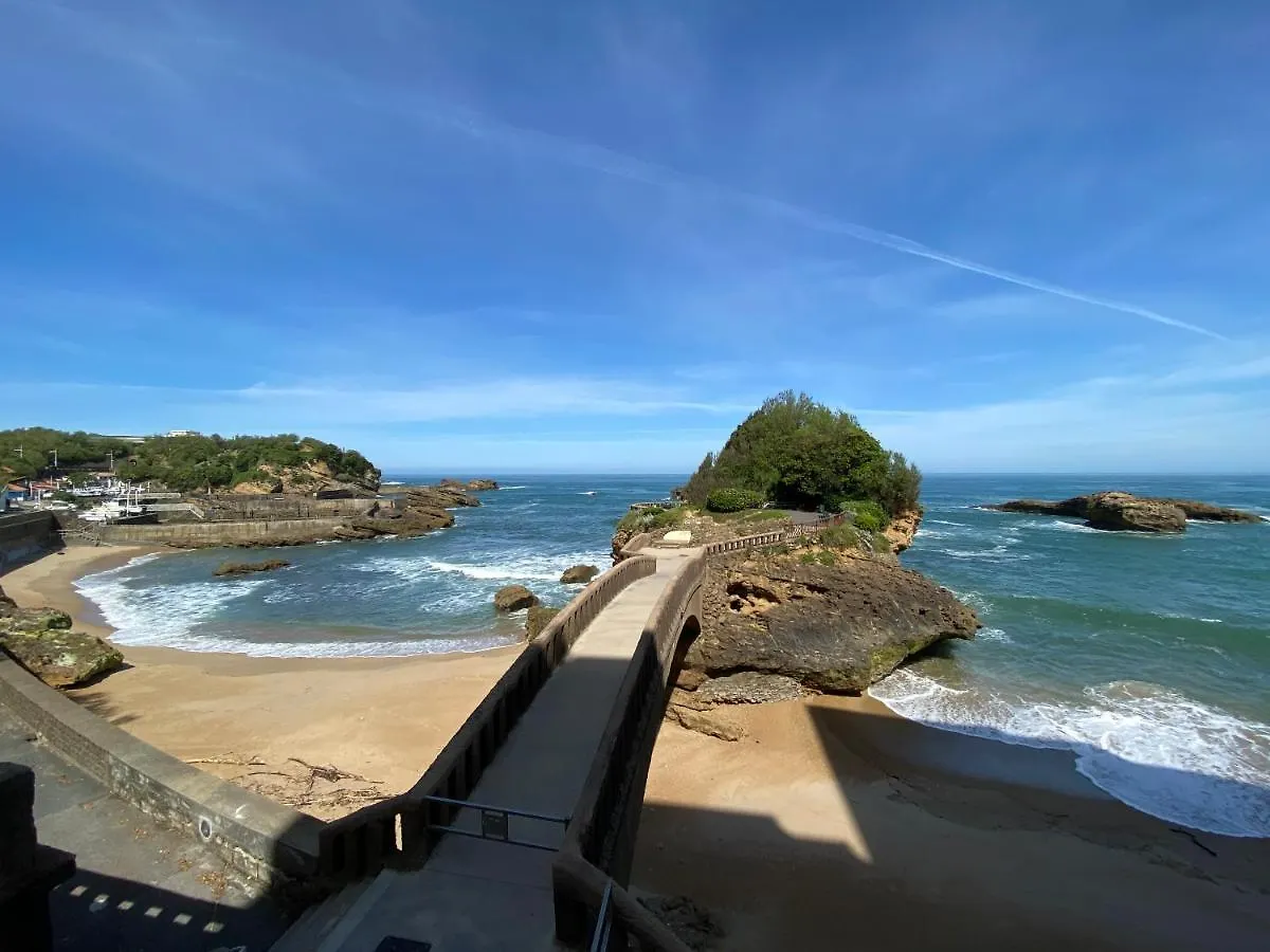 Les Tourelles Hotel Biarritz 2*,  France