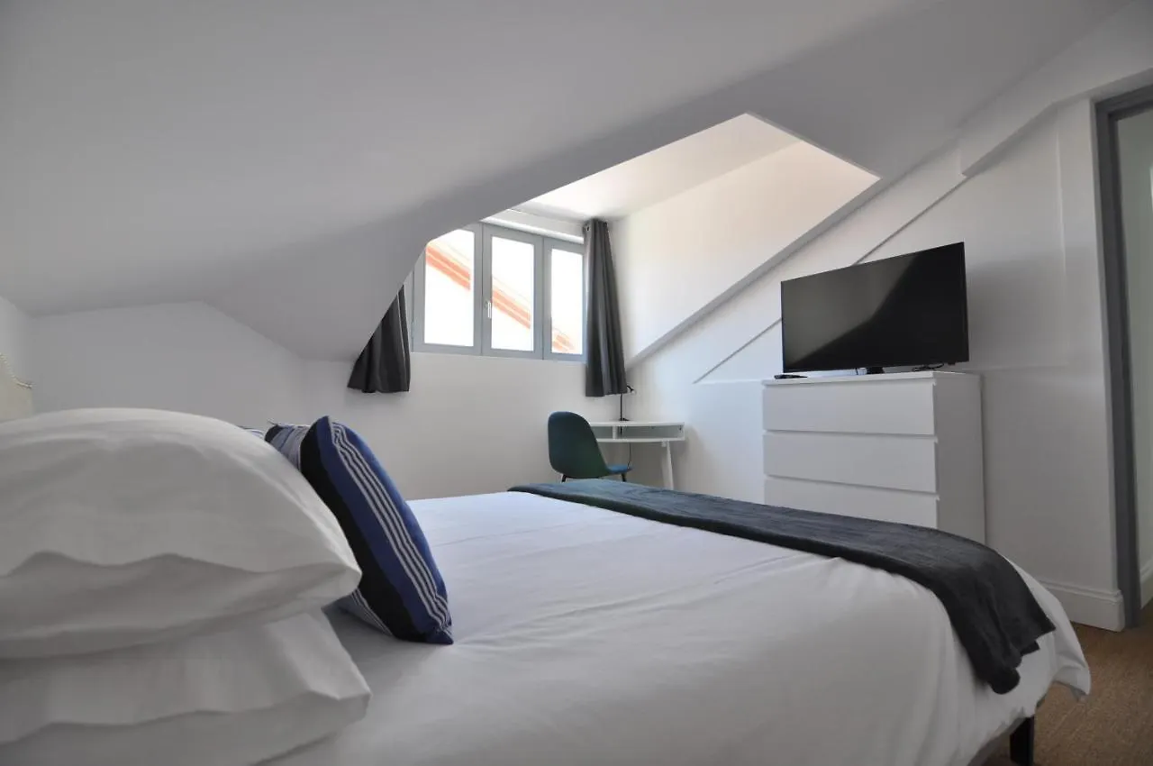 Les Tourelles Hotel Biarritz 2*,
